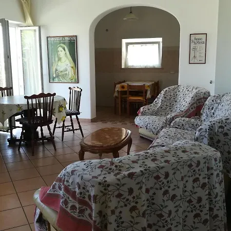 La Balestra Apartment *